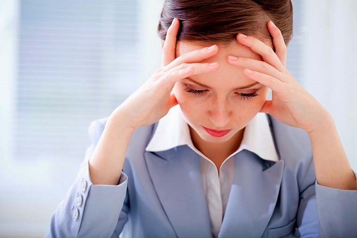 Một số người sau khi dùng thuốc silymarin có thể bị nhức đầu