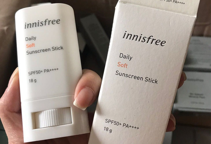 Sử dụng dòng kem chống nắng Innisfree Daily Soft Sunscreen Stick