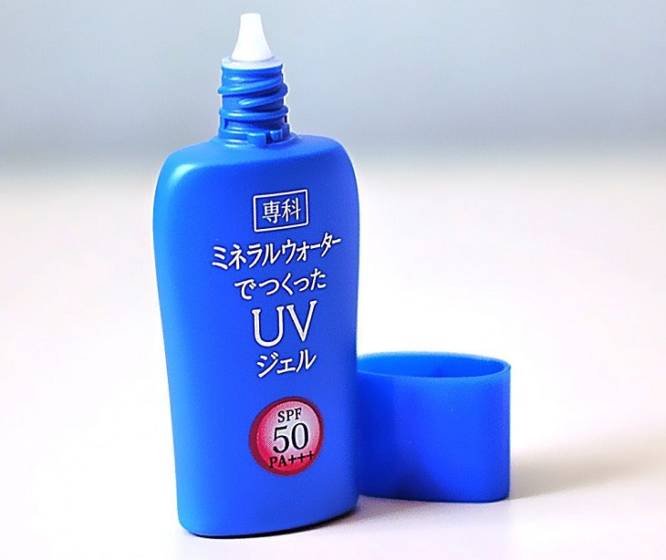 Shiseido Senka Mineral Water UV Gel