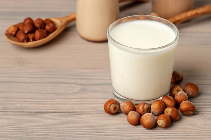 Sữa hạt phỉ cho trẻ tự kỷ