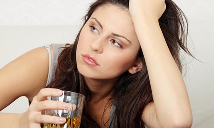 Chị em không nên quá lạm dụng rượu để ngừa thai để đảm bảo an toàn cho sức khỏe