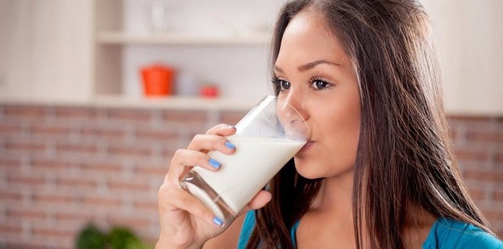 Bà đẻ có uống được sữa tươi không là câu hỏi thắc mắc của nhiều người