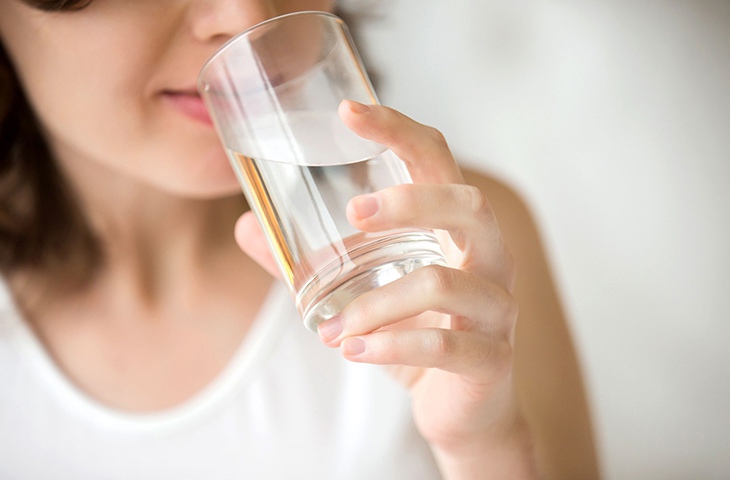 Uống nhiều nước giúp thanh lọc cơ thể tốt hơn