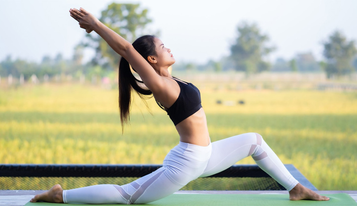 Người bệnh có thể tập yoga để giữ tinh thần thoải mái