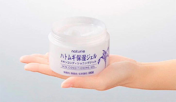 Naturie Hatomugi Skin Conditioning Gel là một sản phẩm dưỡng ẩm dạng gel