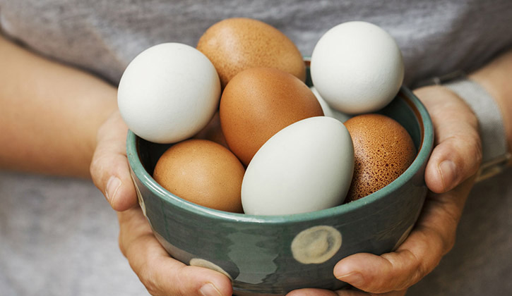 Người bị gout chỉ nên ăn tối đa 12 quả trứng mỗi tuần