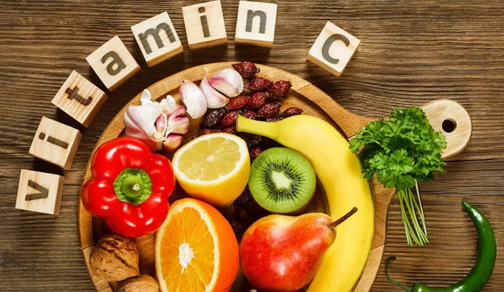 Người bị đau dây thần kinh liên sườn nên tăng cường bổ sung thực phẩm chứa vitamin C