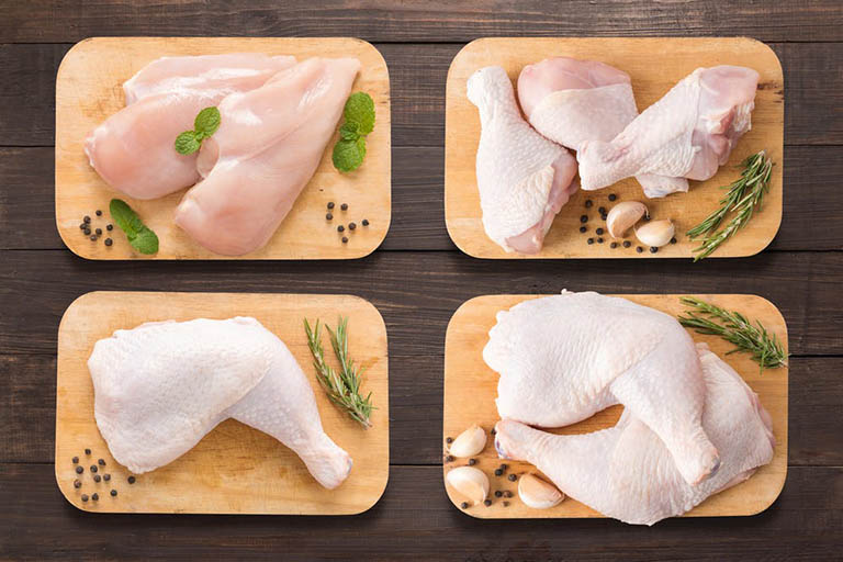 Chọn mua thịt gà đảm bảo chất lượng để tránh gây ảnh hưởng đến sức khỏe khi sử dụng