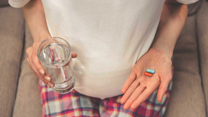 Mọi loại thuốc dùng trong thời gian mang thai cần có chỉ định của bác sĩ