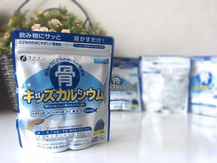 Sữa bột canxi cá tuyết của Nhật Bản 