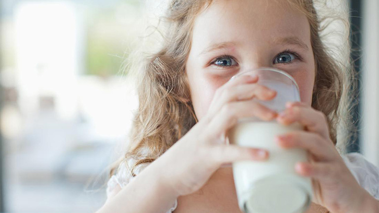 sữa tươi tăng chiều cao cho bé