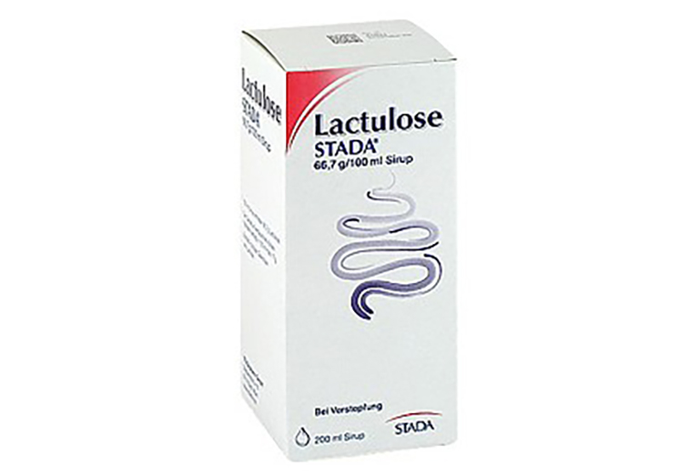 Cho trẻ bị táo bón sử dụng thuốc Lactulose STADA giúp kích thích đi tiêu nhanh chóng