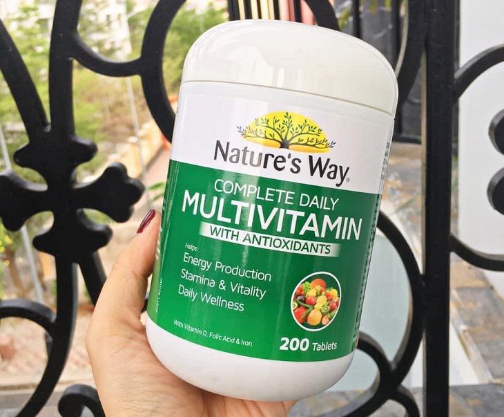 Viên uống Nature’s Way Complete Daily Multivitamin giúp bổ sung nguồn vitamin to lớn cho sức khỏe