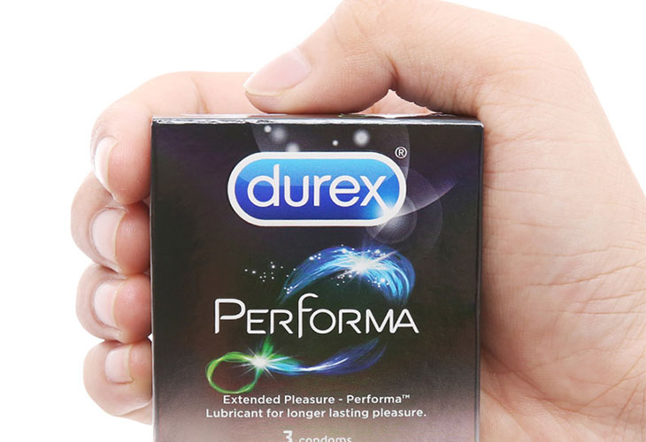 Bao cao su chống xuất tinh sớm Durex đang được bán tại các nhà thuốc trên toàn quốc