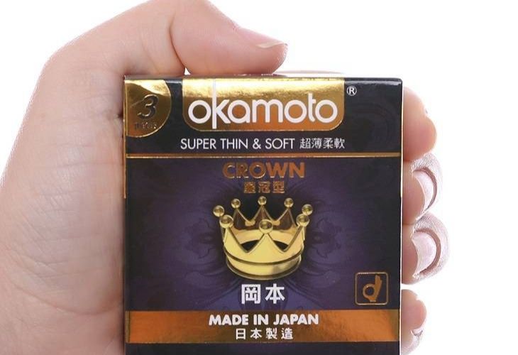 Bao cao su Okamoto kéo dài thời gian Crown có khả năng co giãn cao
