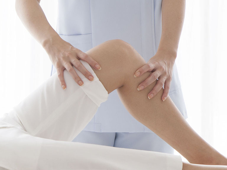 cách chữa tê bì chân tay tại nhà bằng massage