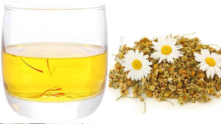 Sử dụng hoa cúc trong công thức trà này sẽ mang lại nhiều lợi ích đặc biệt là với người thường xuyên mất ngủ