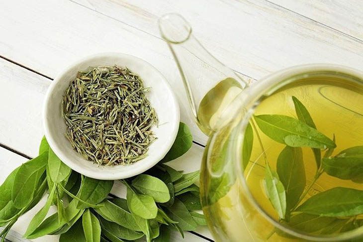 Trong trà xanh có chứa nhiều hoạt chất tốt cho bệnh nhân vảy nến