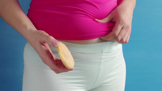 Thừa cân, béo phì xuất hiện ở 40 - 80% bệnh nhân buồng trứng đa nang