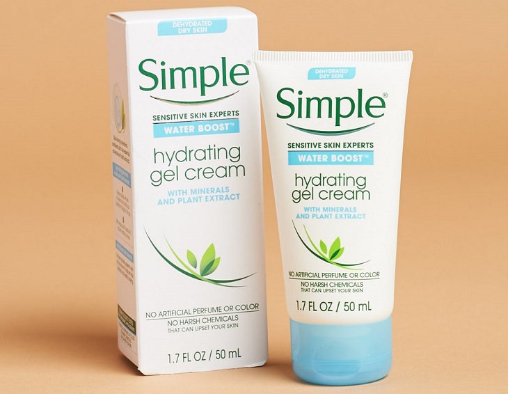 Water Boost Hydrating Gel Cream của Simple