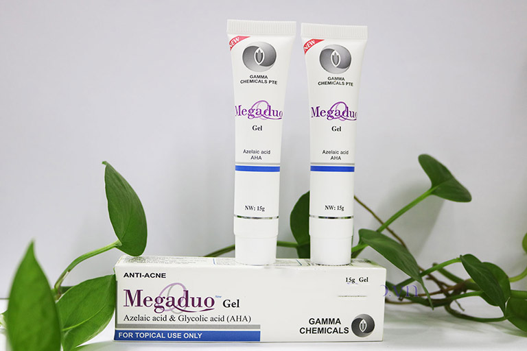 Kem Megaduo được rất nhiều người tận dụng giúp cải thiện tình trạng mụn trên da