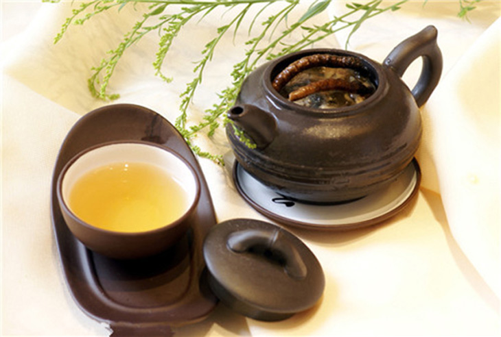 Trà đông trùng - Thức trà cao cấp tốt cho nhiều đối tượng
