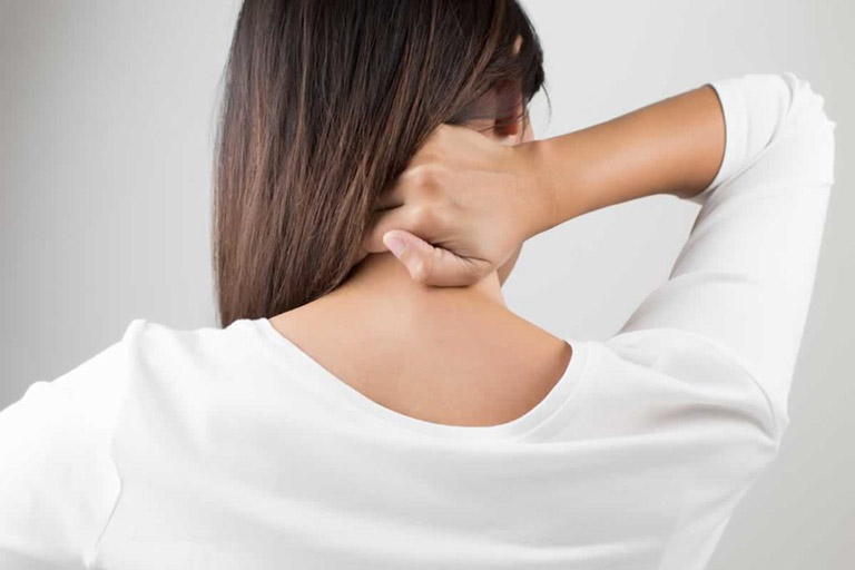 Massage giúp đẩy lùi nhanh chóng triệu chứng đau nhức và tê bì khó chịu ở vùng cổ vai gáy