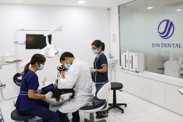 Jun Dental - Nha khoa tại hà Nội có hệ thống đội ngũ y bác sĩ chó chuyên môn cao