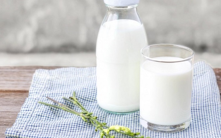 Trong danh sách nước tốt cho sức khỏe có sữa đậu nành