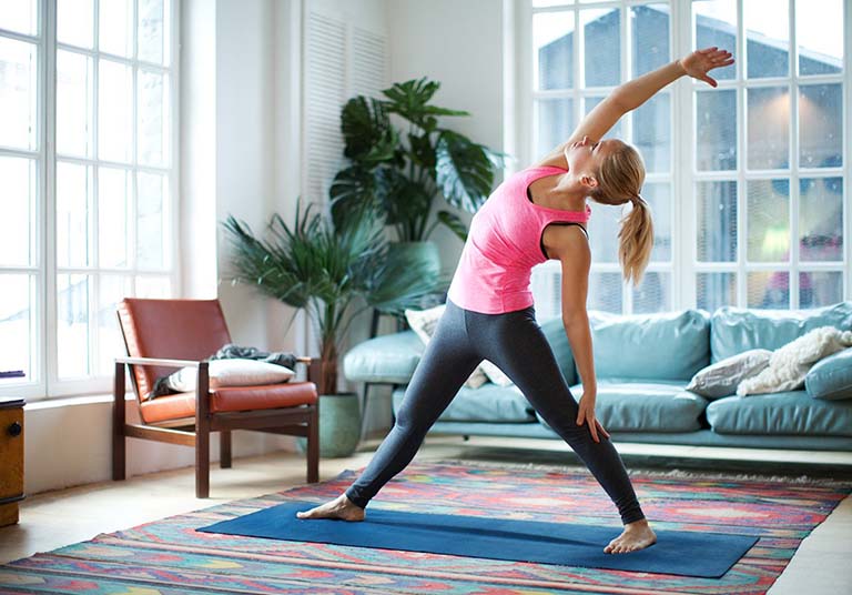 Tập yoga khi triệu chứng đau nhức đã đi qua giúp phục hồi tổn thương dây chằng