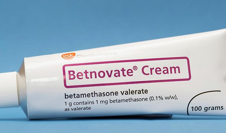 Betnovate là một trong những loại thuốc bôi vảy nến chứa corticosteroid