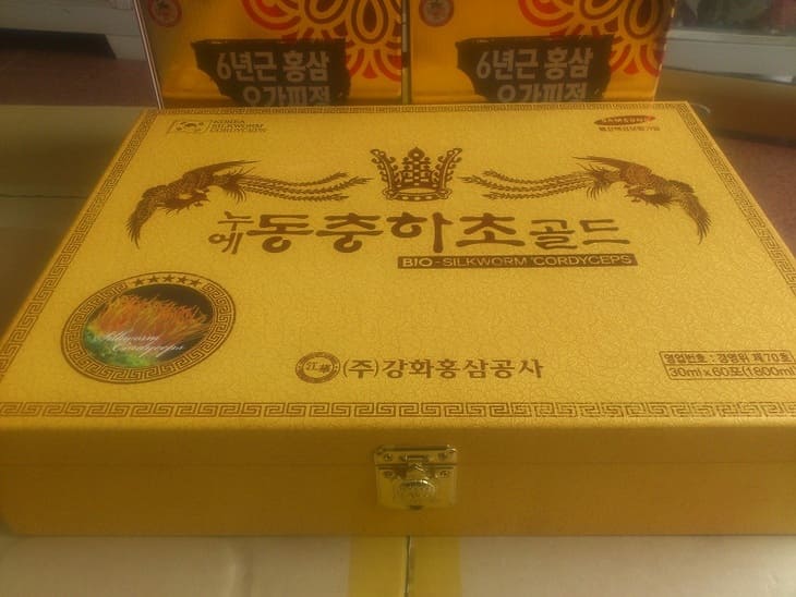 Hộp vàng sang trọng và công dụng tuyệt vời của đông trùng hộp gỗ vàng Kanghwa